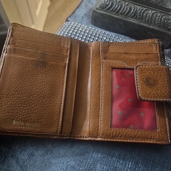 Kate Spade Wallet - Picture 5 of 5